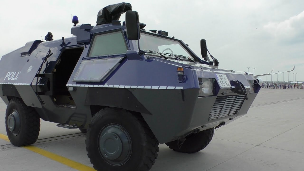 Sonderwagen 4 "Räumpanzer" Bundespolizei Flughafen München