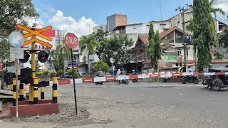 MODEL BARU RAMBU X, Perlintasan Kereta Api Pasar Prabumulih