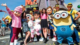 A must watch  Universal studios orlando  50  Cartoon characters walking, March