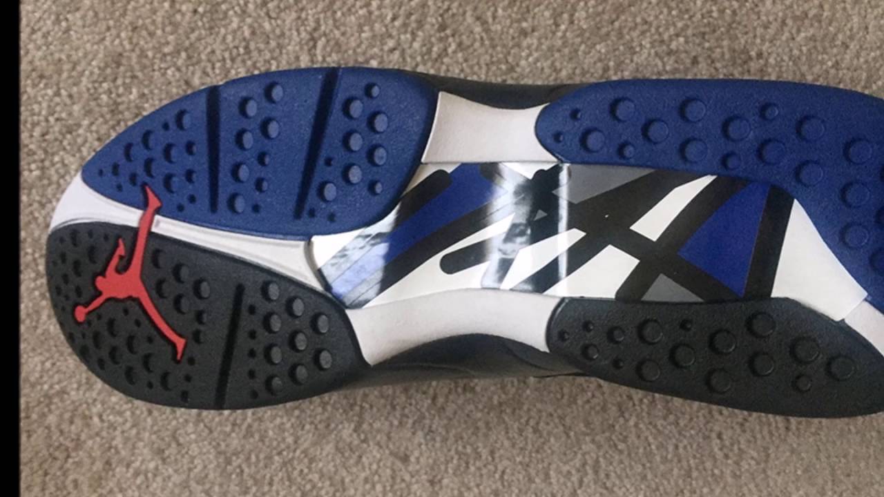 DRAKE’S AIR JORDAN 8 “OVO KENTUCKY” PES FIRST LOOK