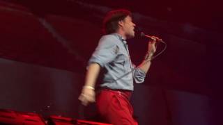 Watch Rufus Wainwright Swanee video