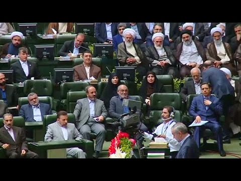 مجلس الشورى الإيراني الجديد يباشر أعماله