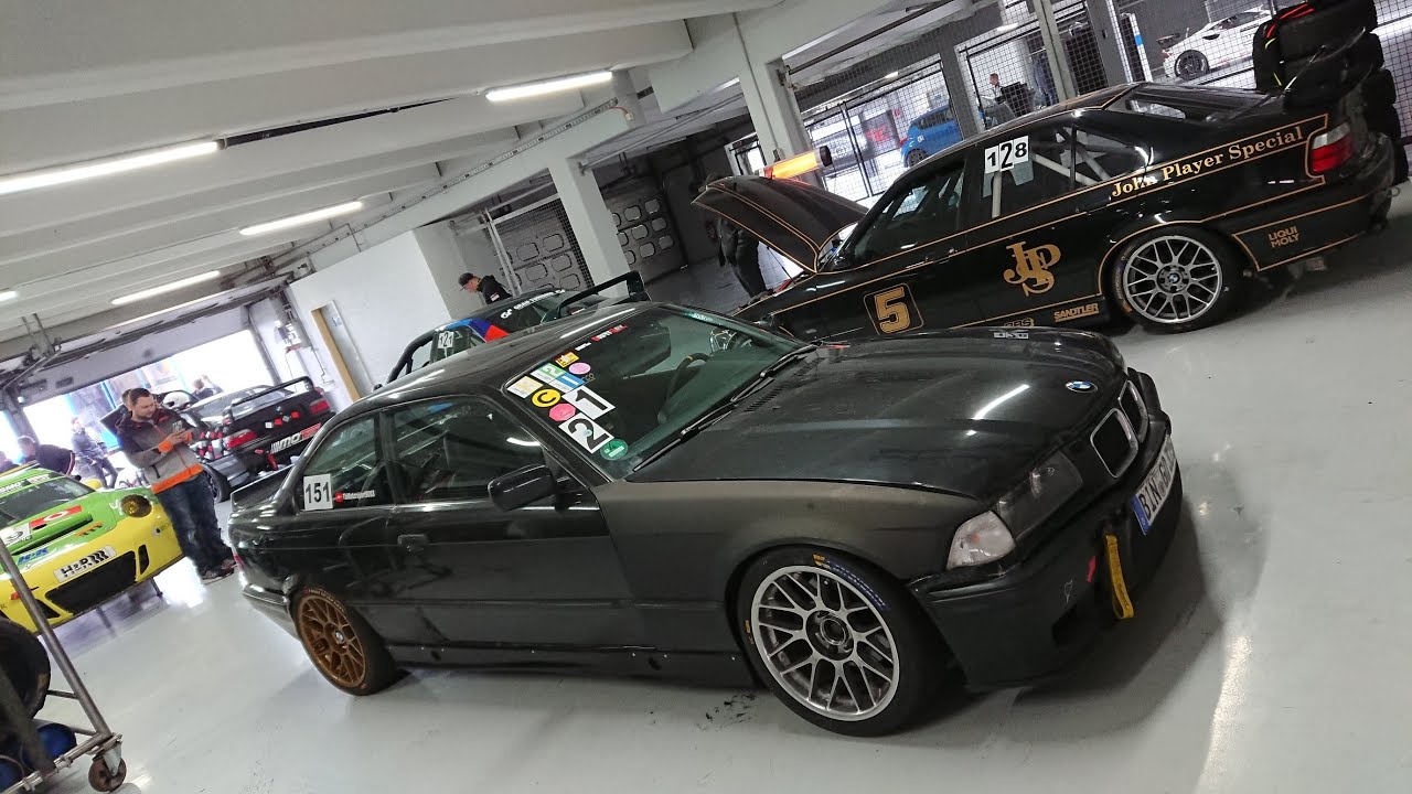 BMW E36 325i vs. 328i, M3, Porsche Turbo / Hockenheimring 1:47 min. on