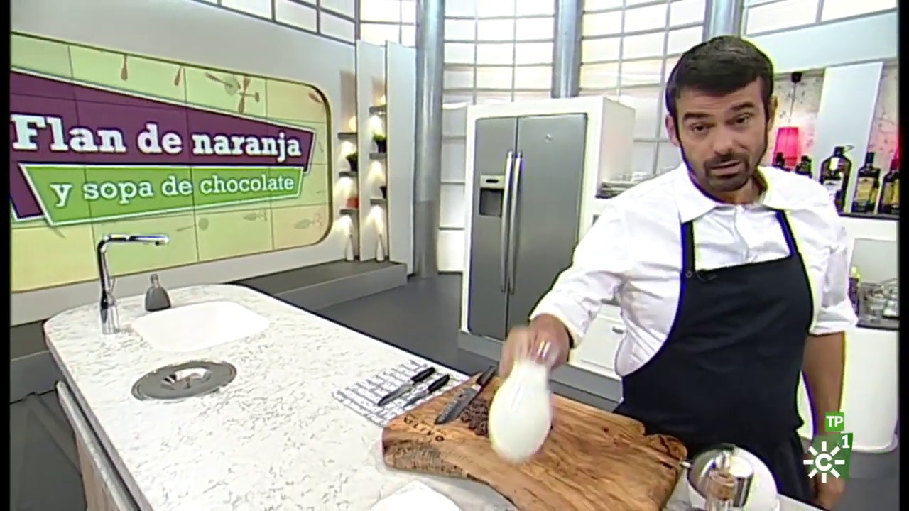 Cómetelo | Flan de naranja y sopa de chocolate