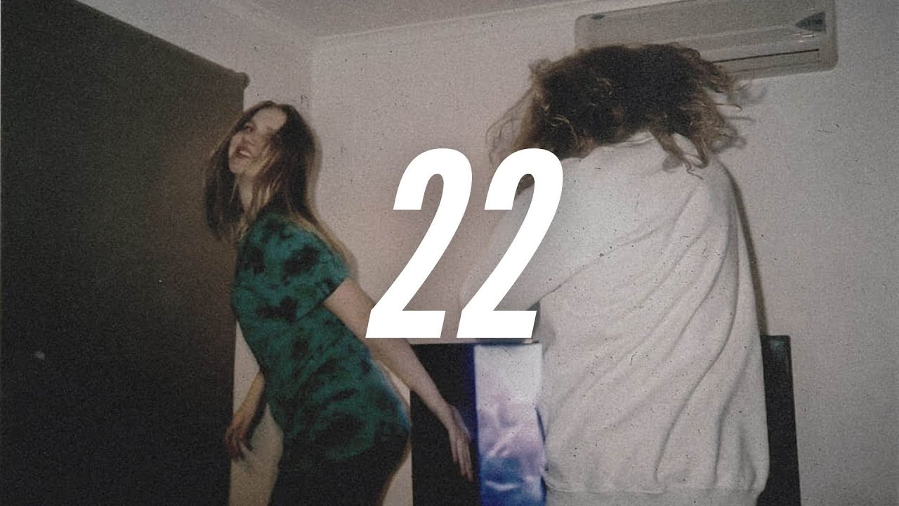 Taylor Swift - 22 (Taylor's Version) [Lyric Video] - YouTube