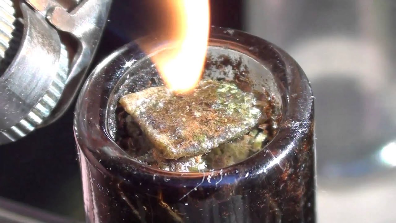 FunkMasta Kush Smoking Finger Hash