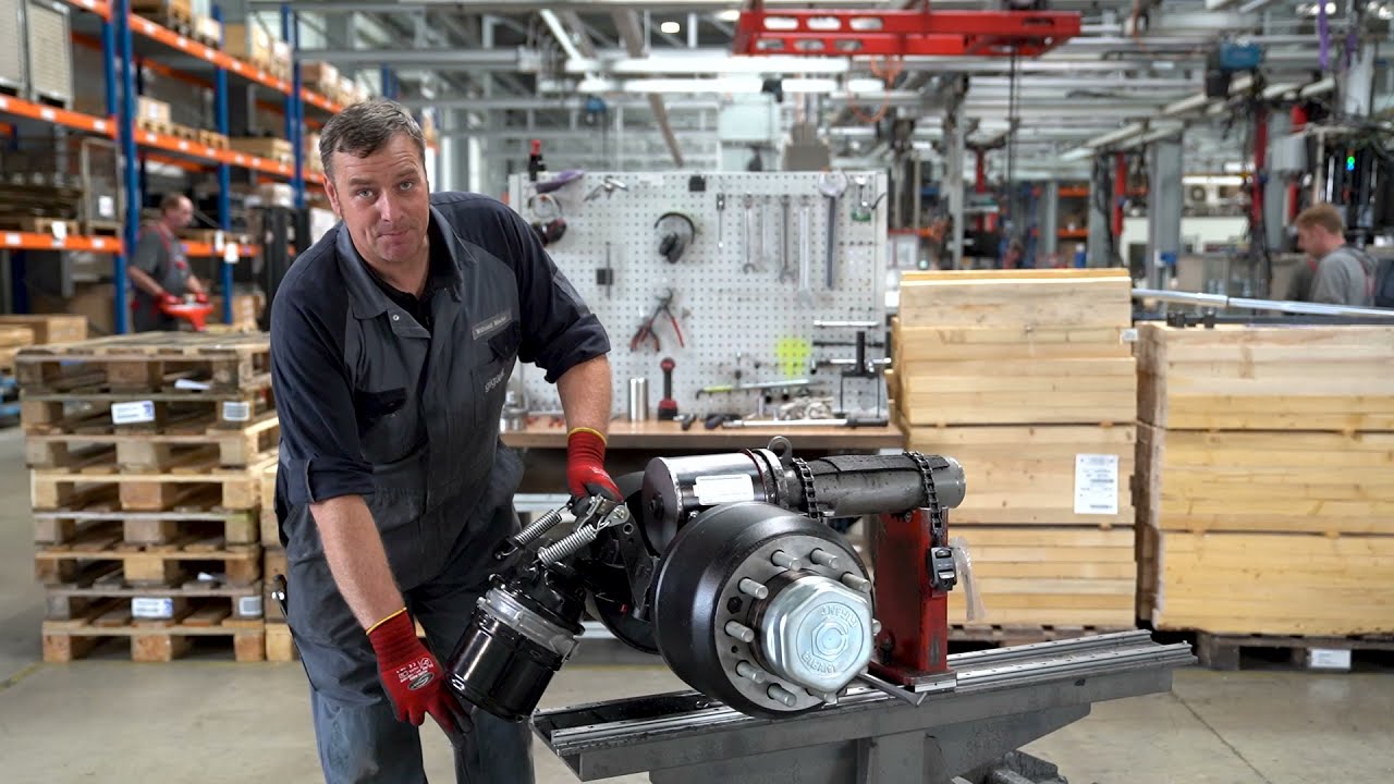 GIGANT Service Video - Pendelachse RUS