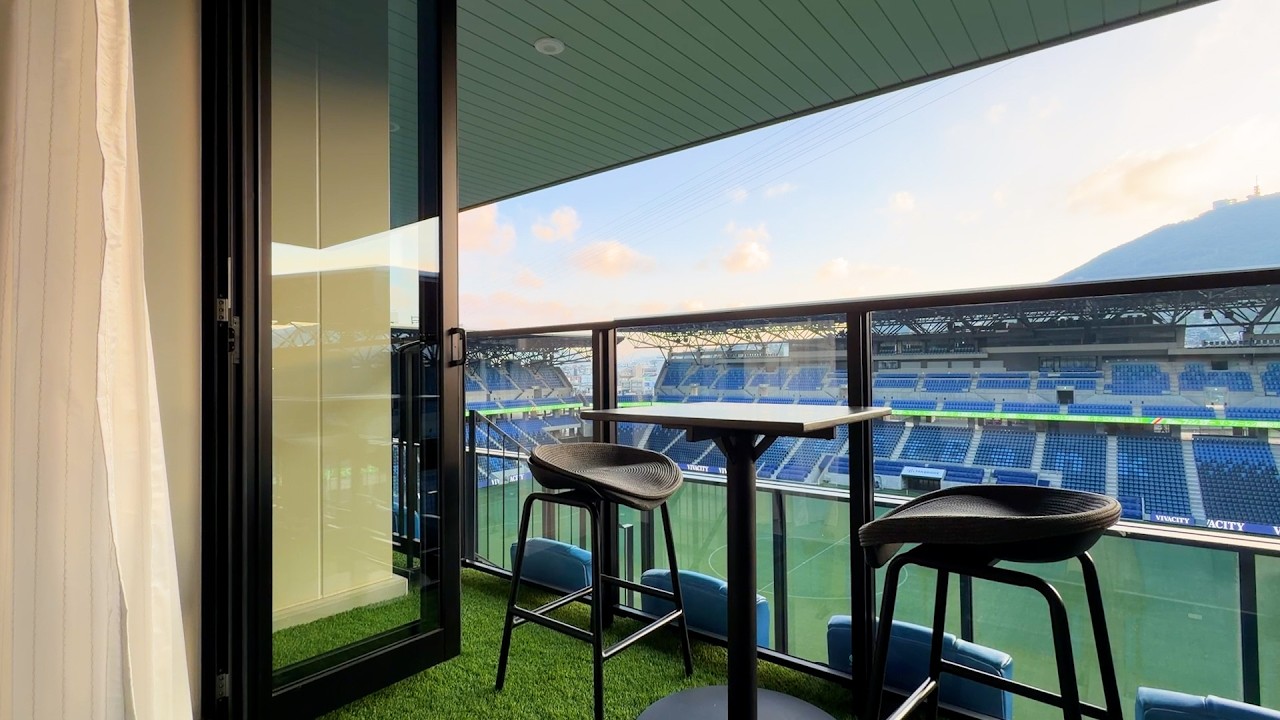 Staying at Japan's FIRST & ONLY Soccer Stadium Hotel in Nagasaki (POV)