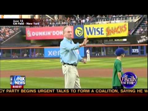 Bill O'Reilly & Son At The METS Game - YouTube