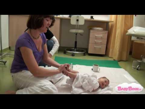Video: Kakšna Je Velikost Stopal Novorojenčka