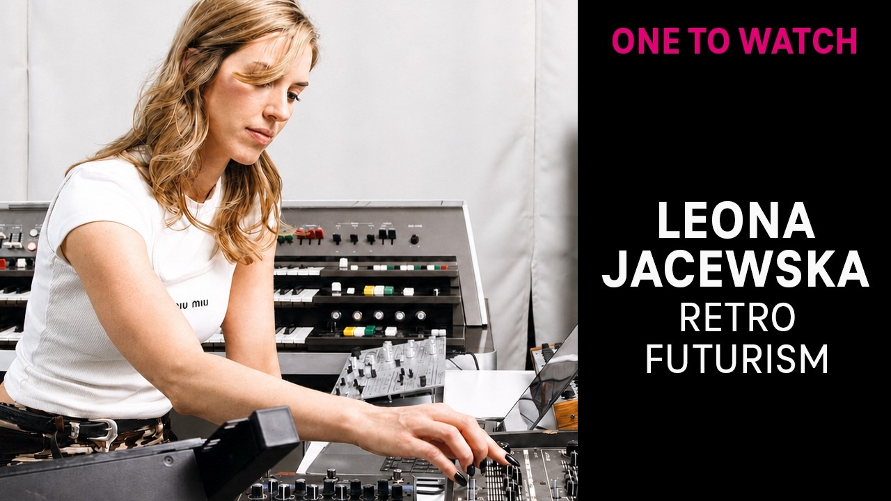 Guarda One To Watch: Leona Jacewska - EBM, Italo & Retro-Futurism (Electronic Beats TV) su YouTube Guarda One To Watch: Leona Jacewska - EBM, Italo & Retro-Futurism (Electronic Beats TV) su YouTube