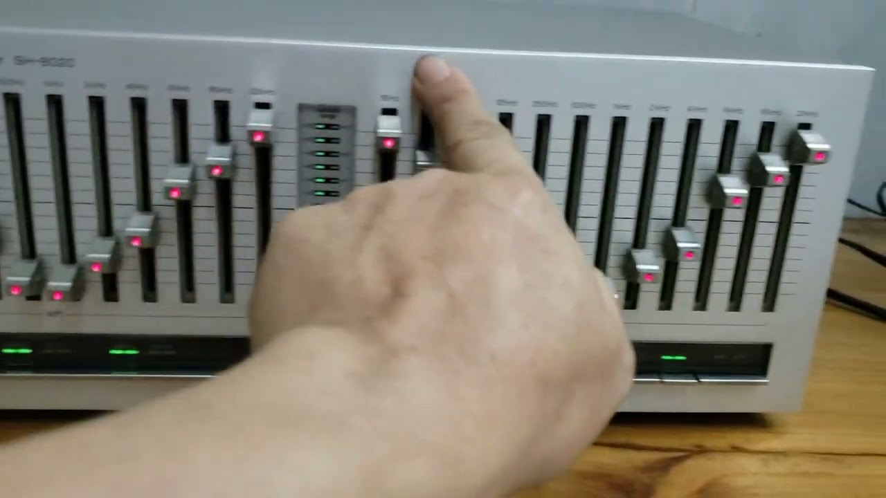 EQ tenich sh-8020 cho tiếng cực chất đi cùng amly y9 -v7 đánh loa nga hết sẩy ☎️ 0987.991.346