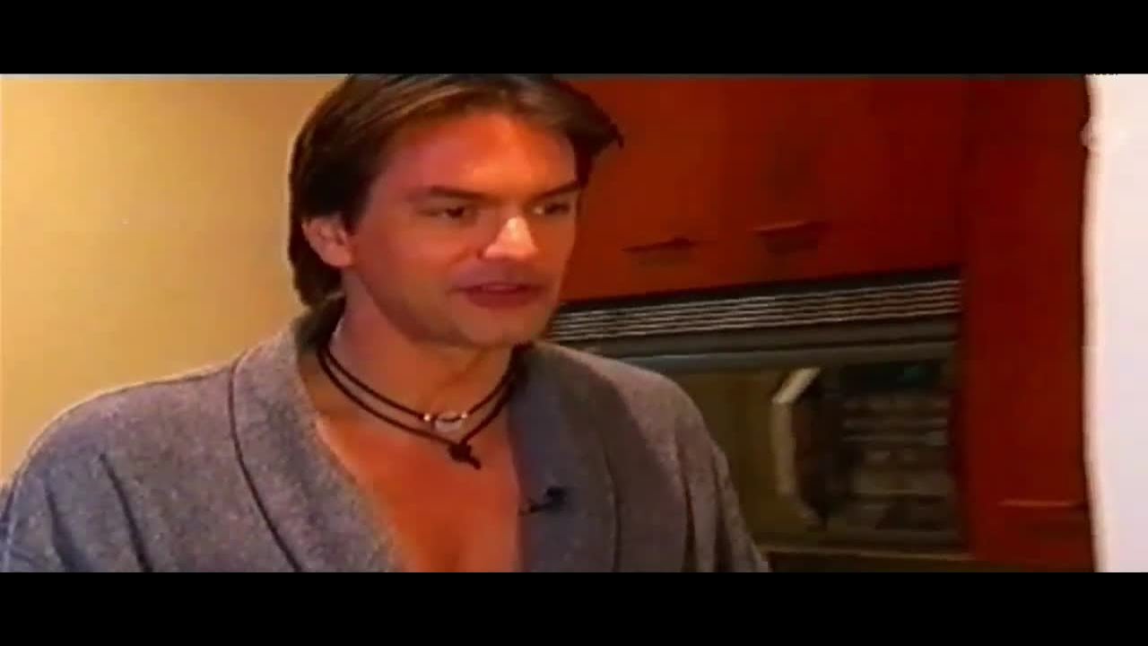 Berg Flyttar In - 02x03 - Marcus Schenkenberg