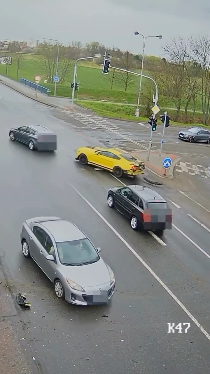 #JasonDeruloTV // Oh No ?#GotPermissionToPost From IG @mustangdomein #SlowLow