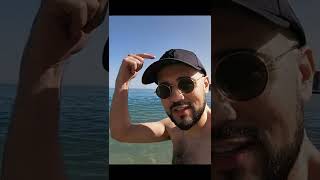 Me metí en agua súper fría en una playa de España 🇪🇸 #shorts