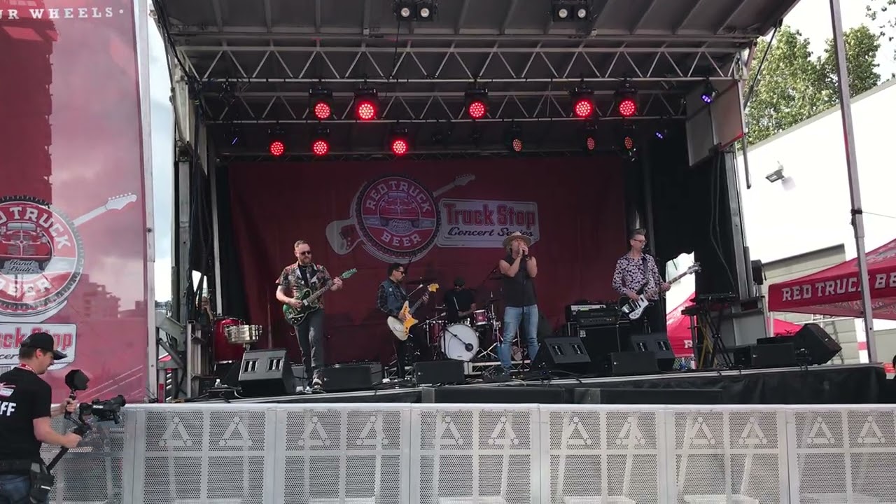 Cawama and Pete Mojo - Feedback Live at  Red Truck Concert Series 2023