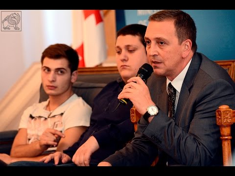 მინისტრი  სახელოვნებო სასწავლებლებში ჩარიცხულ წარმატებულ სტუდენტებს შეხვდა