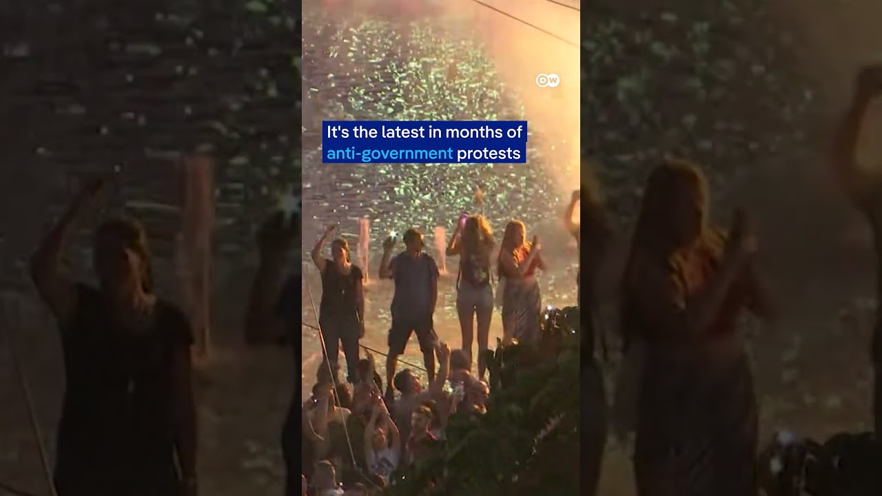 Serbia: Violent clashes and calls for change | DW News