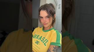 Unforced, Unmistakable Vibe