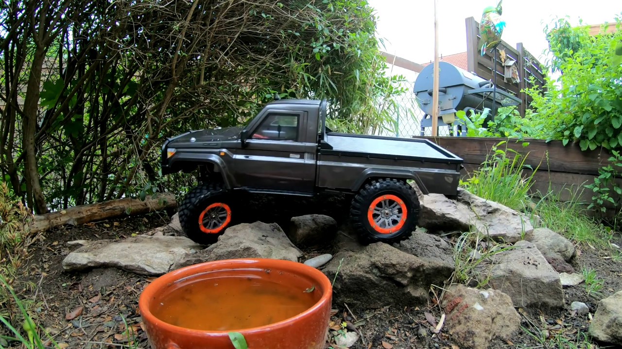 Unboxing und erste Fahrt vom AMXRock RCX10