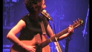 Carmen Consoli - Amore di plastica - Elettra tour - Firenze@live 2010.wmv