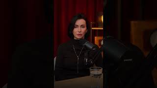 видео: Надо ли разводиться после измены? картинка: Надо ли разводиться после измены?