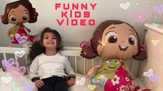 Ai̇r Balloun-Fun Games Ni̇loya And Asel Erva-Uçan Balon-Asel Erva Ni̇loyanin Di̇şi̇ni̇ Çekti̇ - منطاد هوائي