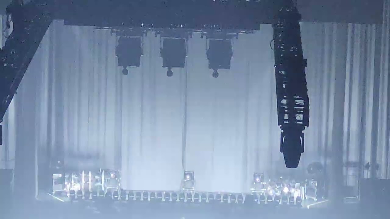 NINE INCH NAILS - WISH (LIVE IN MONTREAL)