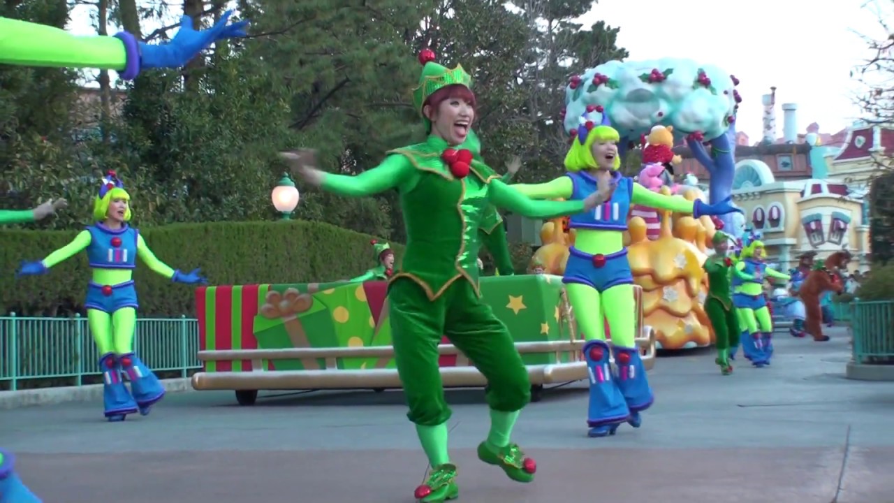 2009】White Holiday Parade: Tree Spirit Dancer - YouTube