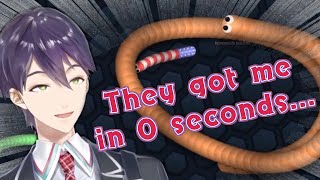 [Eng Subs] Kenmochi Touya's viewers take every opportunity to destroy him in slither.io [Nijisanji]