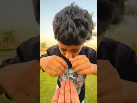 الطفل اكل الكندي والبيبي زعلان