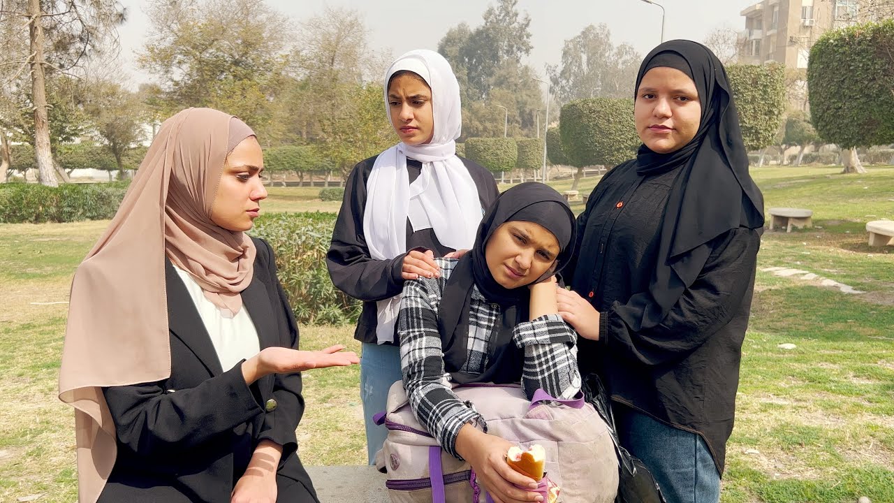 مرات ابوها طلعت احن من اخوها اللي رامها في الشارع !!