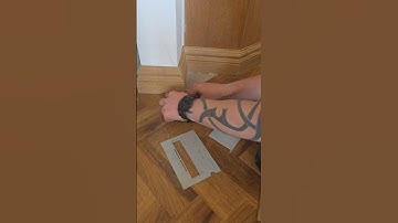 How to lay herringbone with Myscribe board. #lvt #flooring #herringboneflooring #flooringinstall #yt