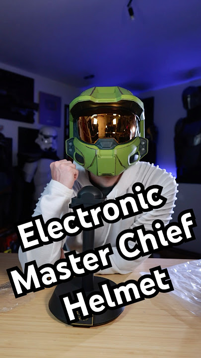 I unboxed the Master Chief Helmet #masterchief #unboxing #halo #shorts