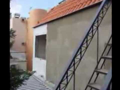 Βίντεο: Ανοιχτή βεράντα: τι είναι και πώς διαφέρει, ποια είναι η διαφορά και οι διαφορές από μια βεράντα, τοποθέτηση στην οροφή ενός ιδιωτικού σπιτιού