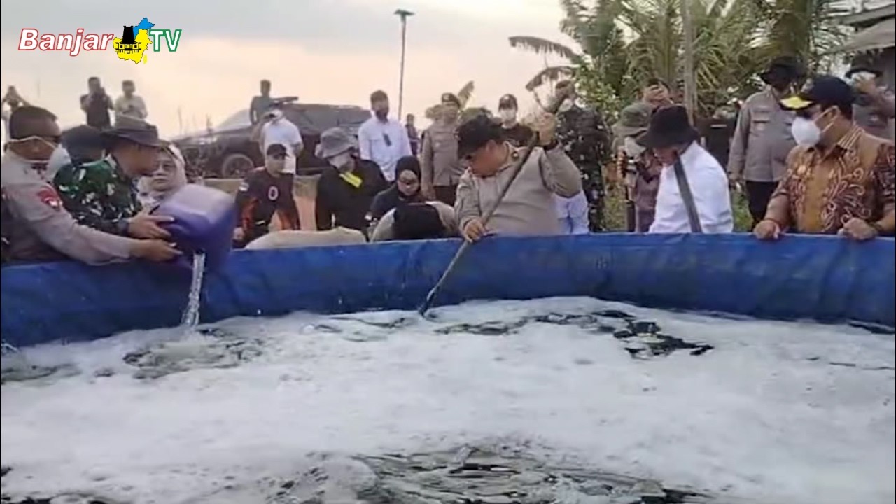 GUBERNUR KALSEL PANTAU KARHUTLA DI PENGAYUAN
