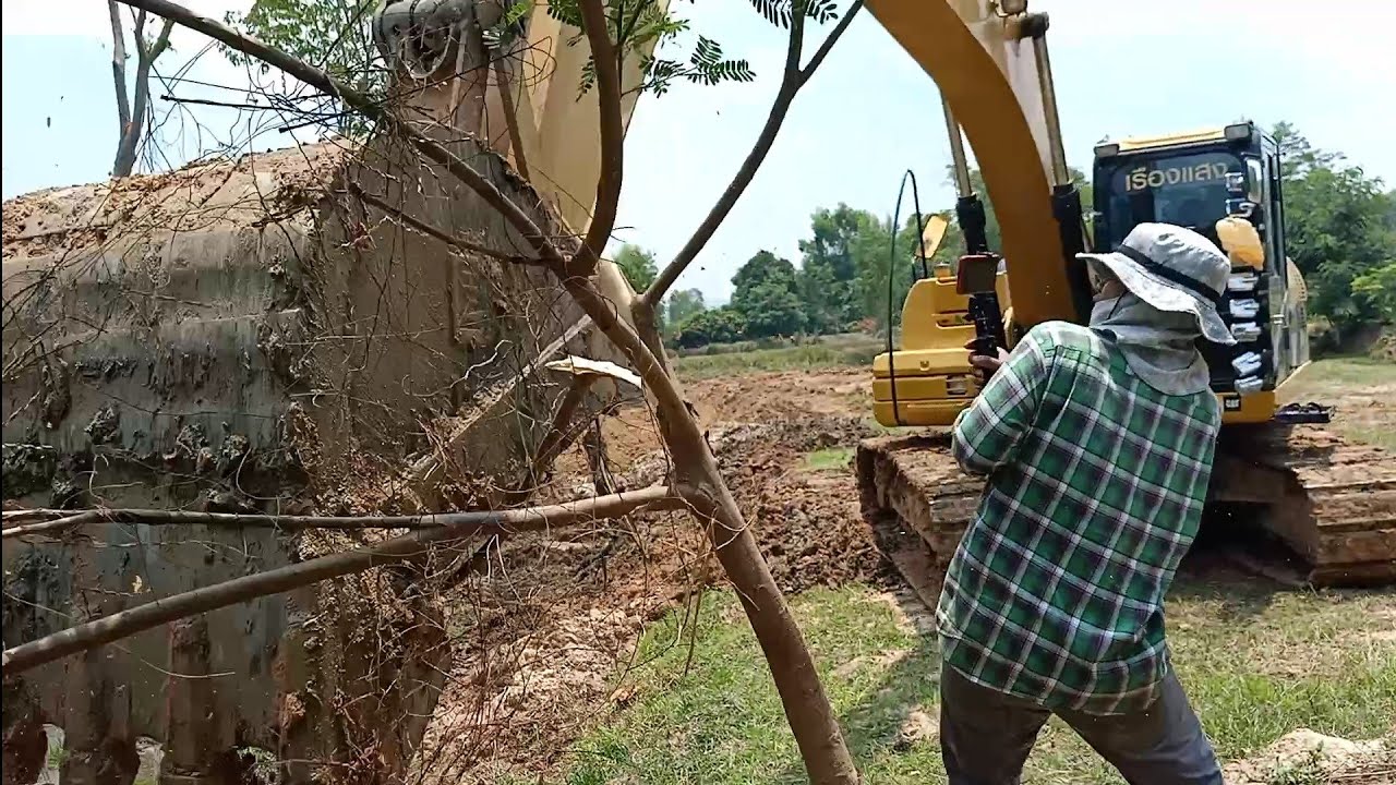 ถอยให้ไกลๆ...หัวหน้าจร๊ยมาแล้ว