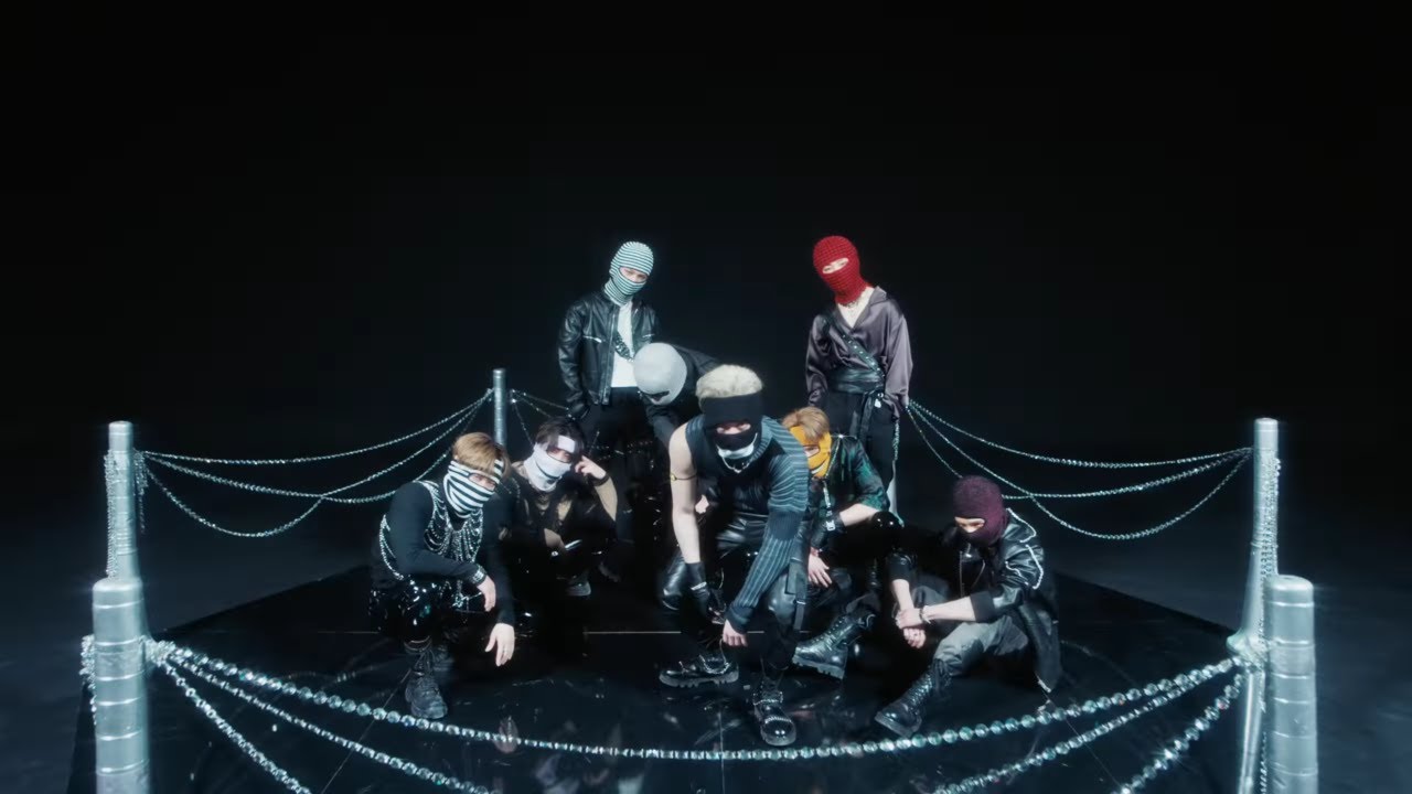 Stray Kids (스트레이키즈) '거미줄 VENOM' MV - YouTube