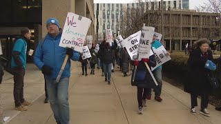 UIC faculty to continue "productive" contract negotiations