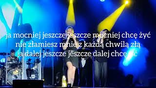 Ania Świątczak i Etiennette Wiśniewska - Z każdą chwilą złą (Tekst/Lyrics) #aniaswiatczak #ichtroje