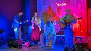 The Creature Appeal - British Teeth (Feel It Out) Live from Centrala