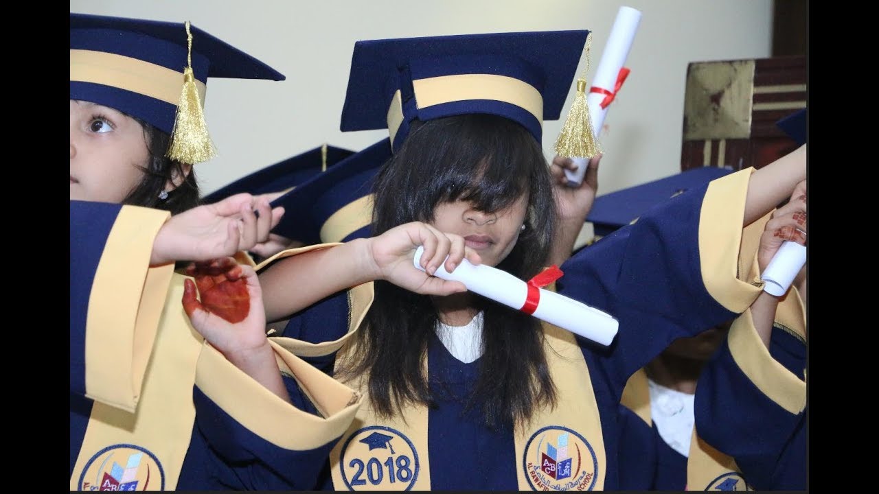 تخريج دفعات طلاب مدرسة الروافد الخاصة2018 .