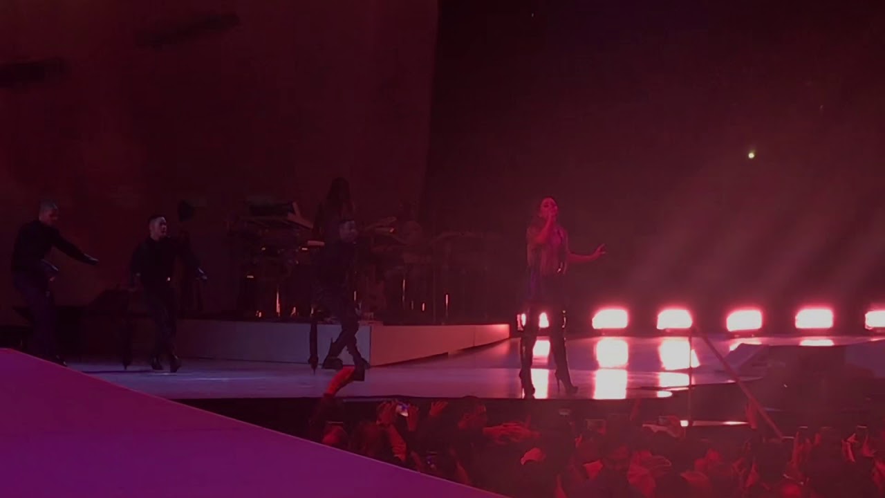 No Tears Left To Cry - Ariana Grande - Sweetener Tour - Boston 2019