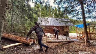 My brother and I harvested logs for the bath and sawed boards to refine the spring by Life in the Siberian forest 27,156 views 1 year ago 19 minutes