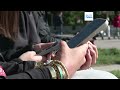 Macron presenta un nuevo plan para prohibir las redes sociales a menores de 15 años en Francia