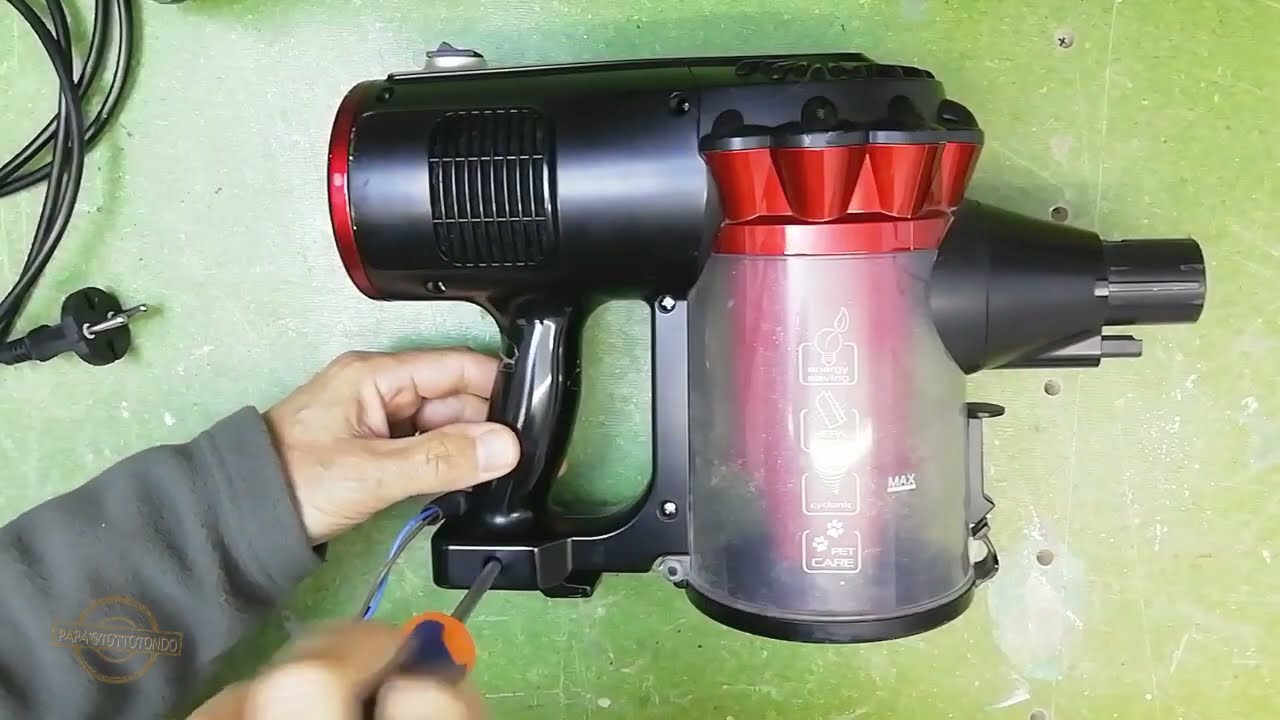 Come smontare scopa elettrica Ariete - Handy Force 2759 - YouTube