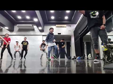 Hip hop dance 2