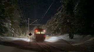 "Световые столбы!" Электропоезд ЭТ2М - 140 у пл.Курорт, янв.2024г.