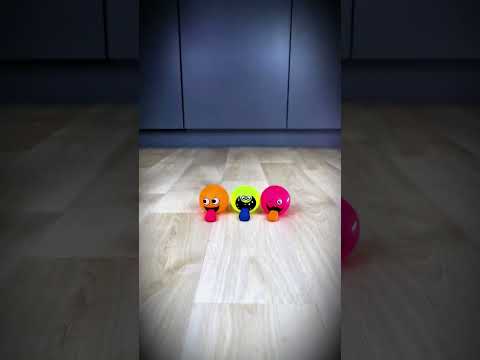 Funky shoes vs random smashing
