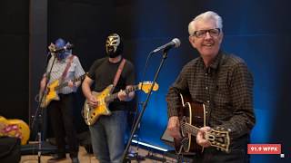 Nick Lowe &amp; Los Straitjackets - Somebody Cares For Me (Live at WFPK)